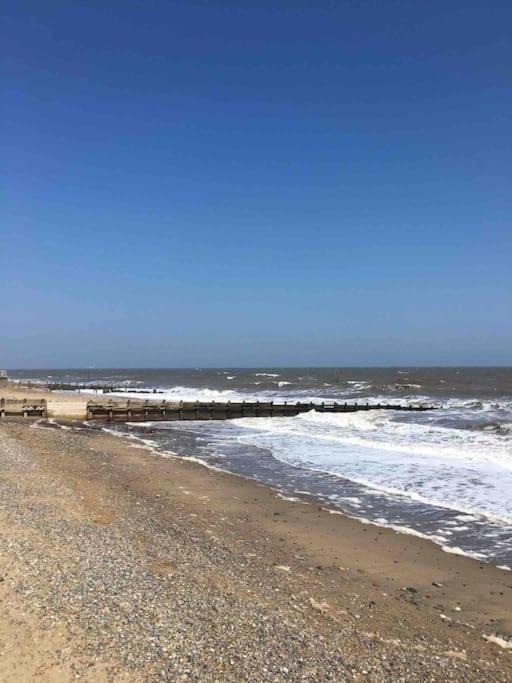 Sandy'S Cosy Cottage Hornsea Exterior photo
